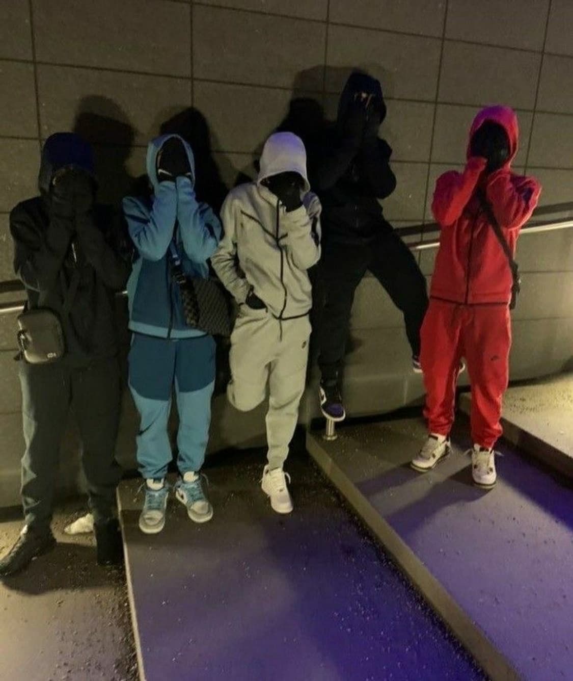 나이키 테크플리스 셋업 L,M구합니다 상품이미지1