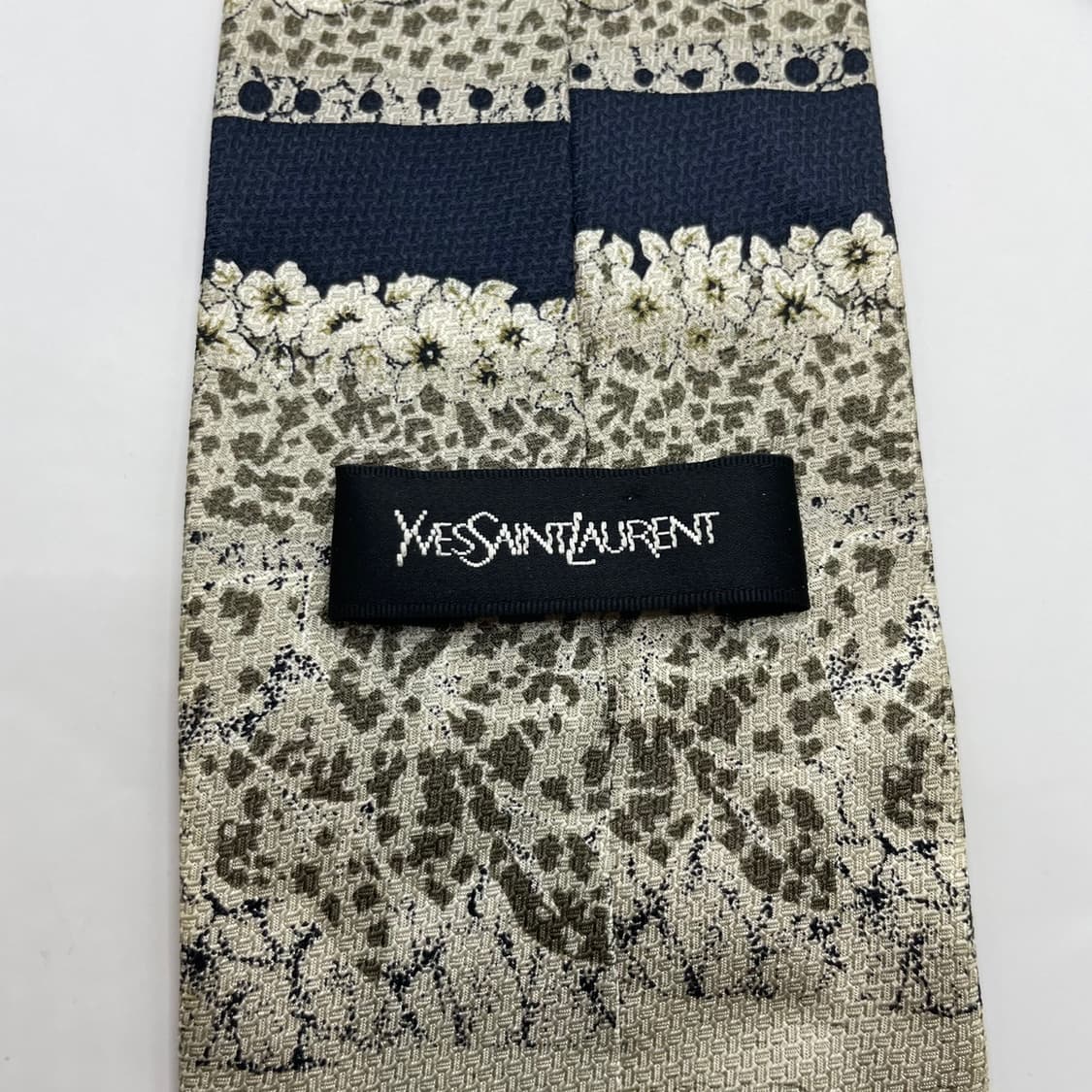 111) (YSL) 입생로랑 패턴 넥타이 상품이미지5