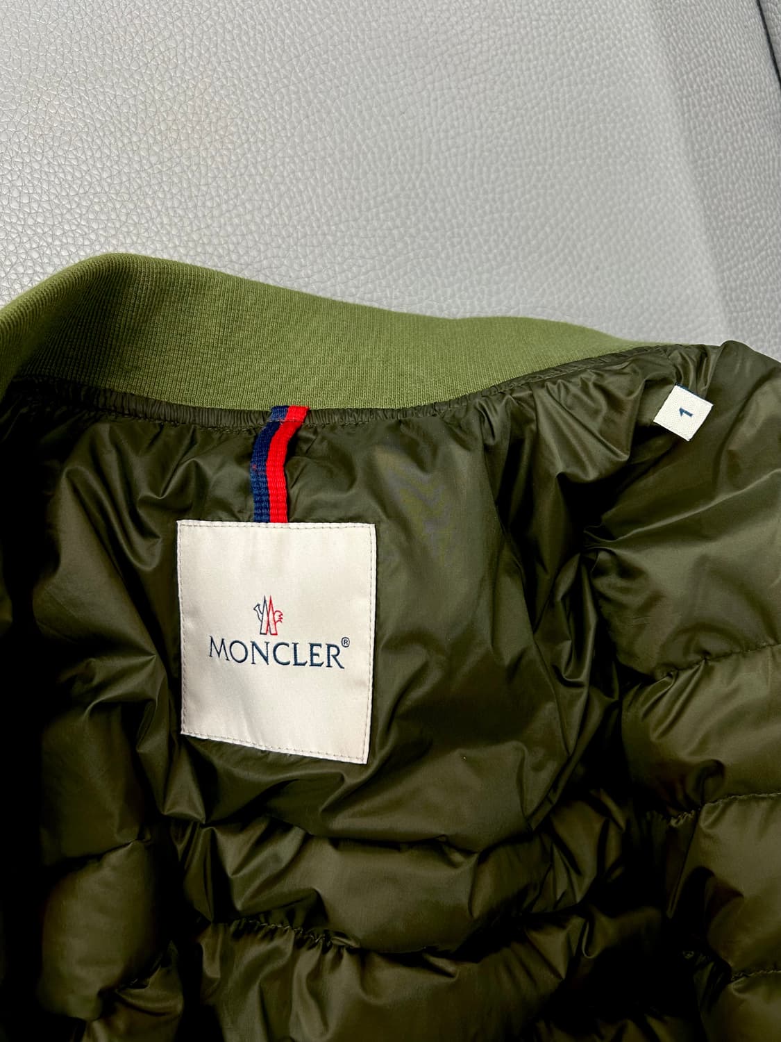 몽클레어 여성 패딩(1/55) 상품이미지8