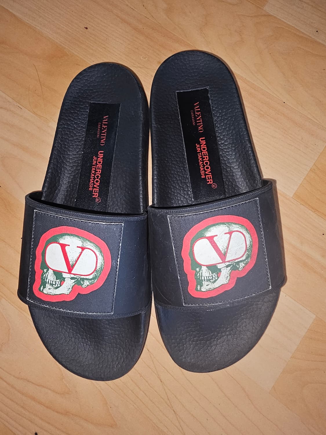 발렌티노 언더커버 스컬 슬리퍼 블랙 상품이미지1