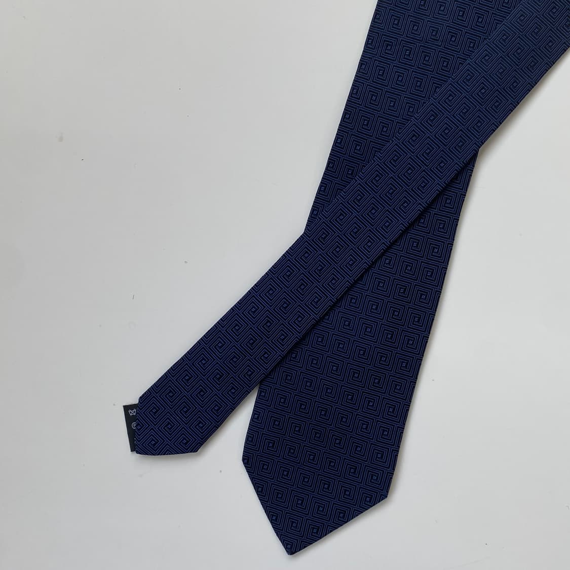 Versace 베르사체 정품 명품 심플로고 넥타이 7.8cm 상품이미지2