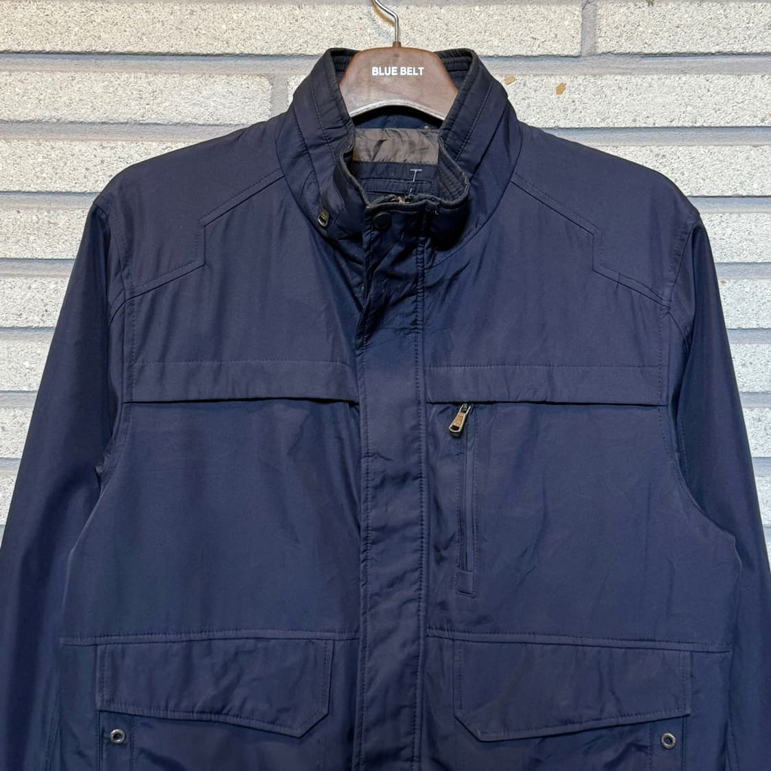 캘빈클라인 퍼포먼스 봄버자켓 유틸리티 포켓 디테일 네이비 상품이미지3