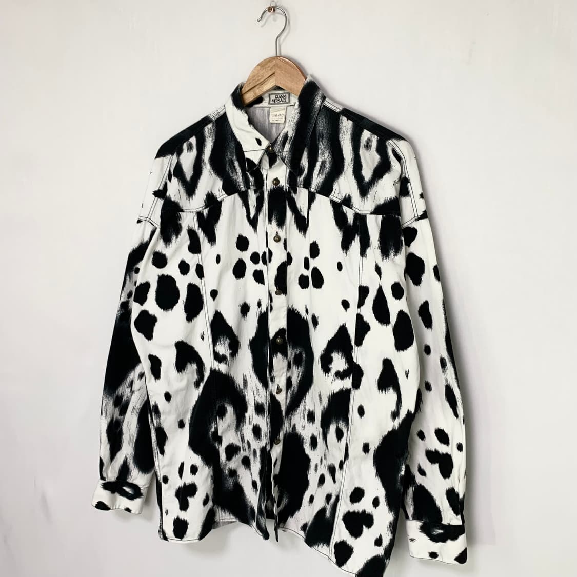 지아니 베르사체 달마시안 패턴 메두사 금장버튼 오버핏 셔츠 유니크 빈티지 상품이미지2