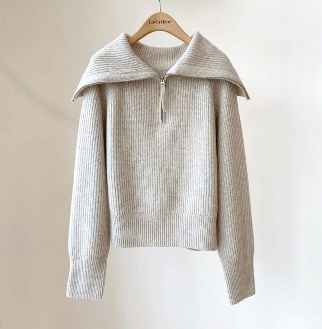 러빈데어 하프집업니트(베이지) 상품이미지4