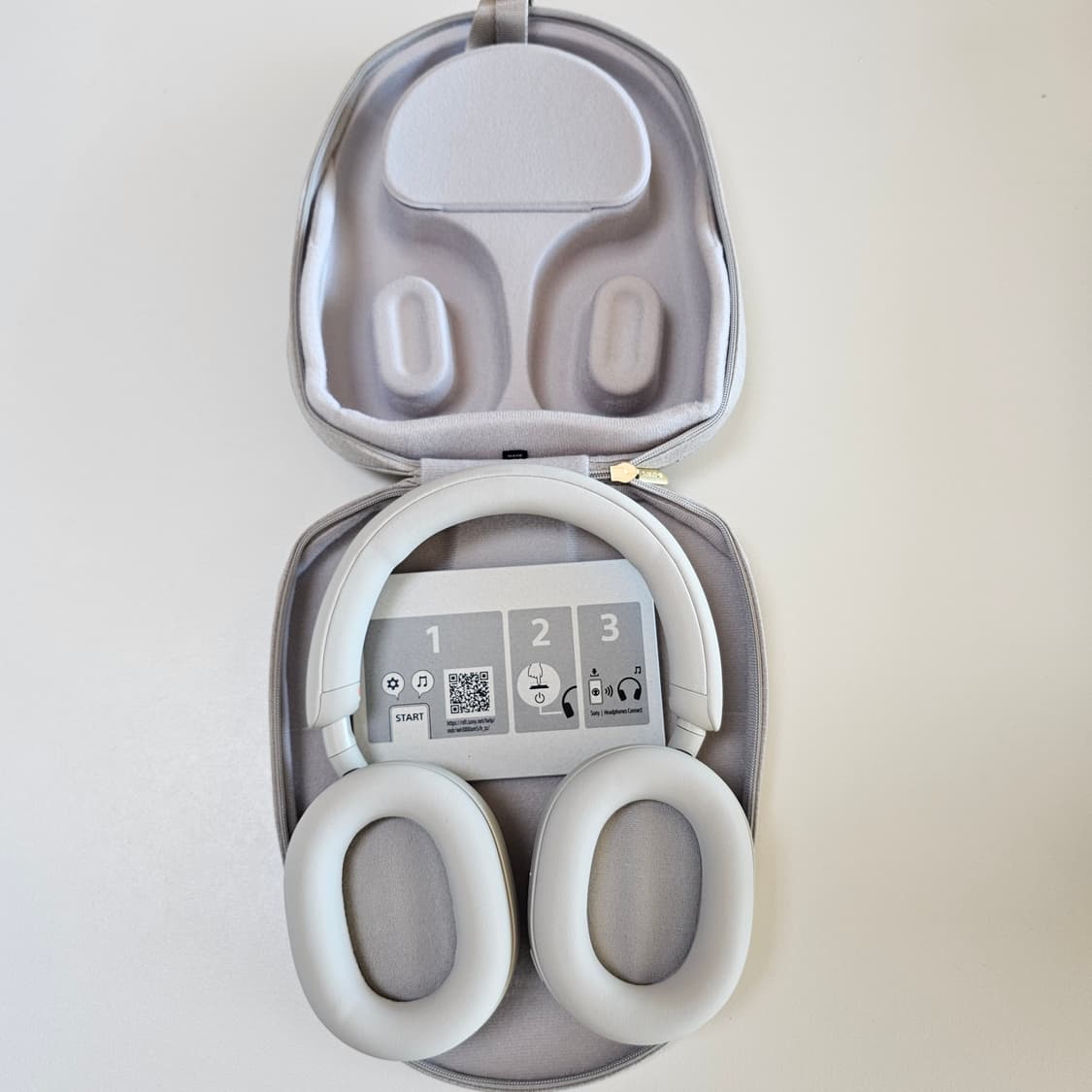 소니 헤드셋 WH-1000XM5(플래티넘 실버) 스터디 헤드폰 상품이미지6