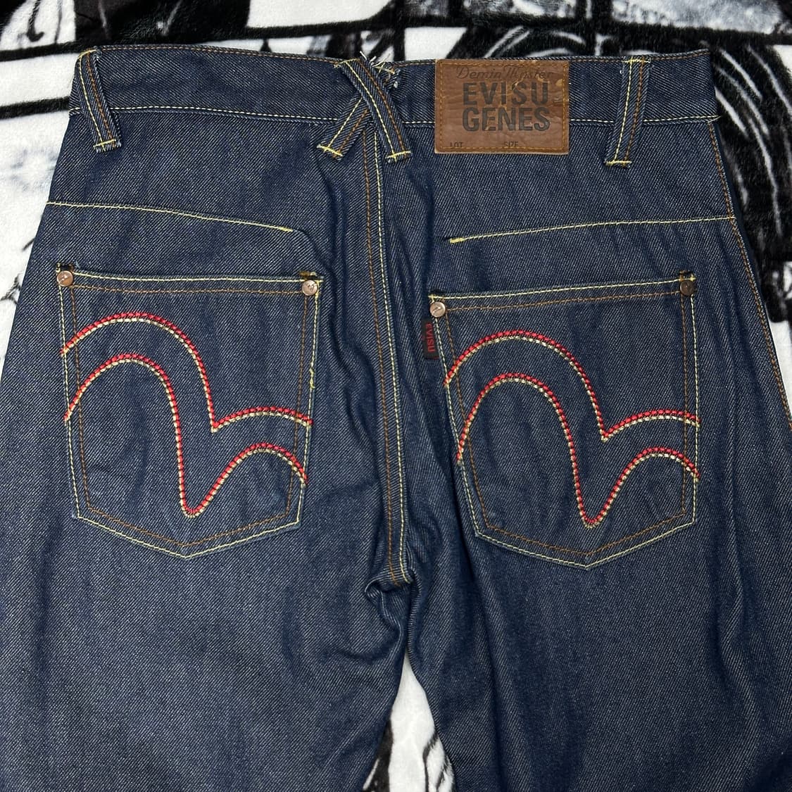 EVISU 에비수 레드 자수 팬츠 상품이미지5