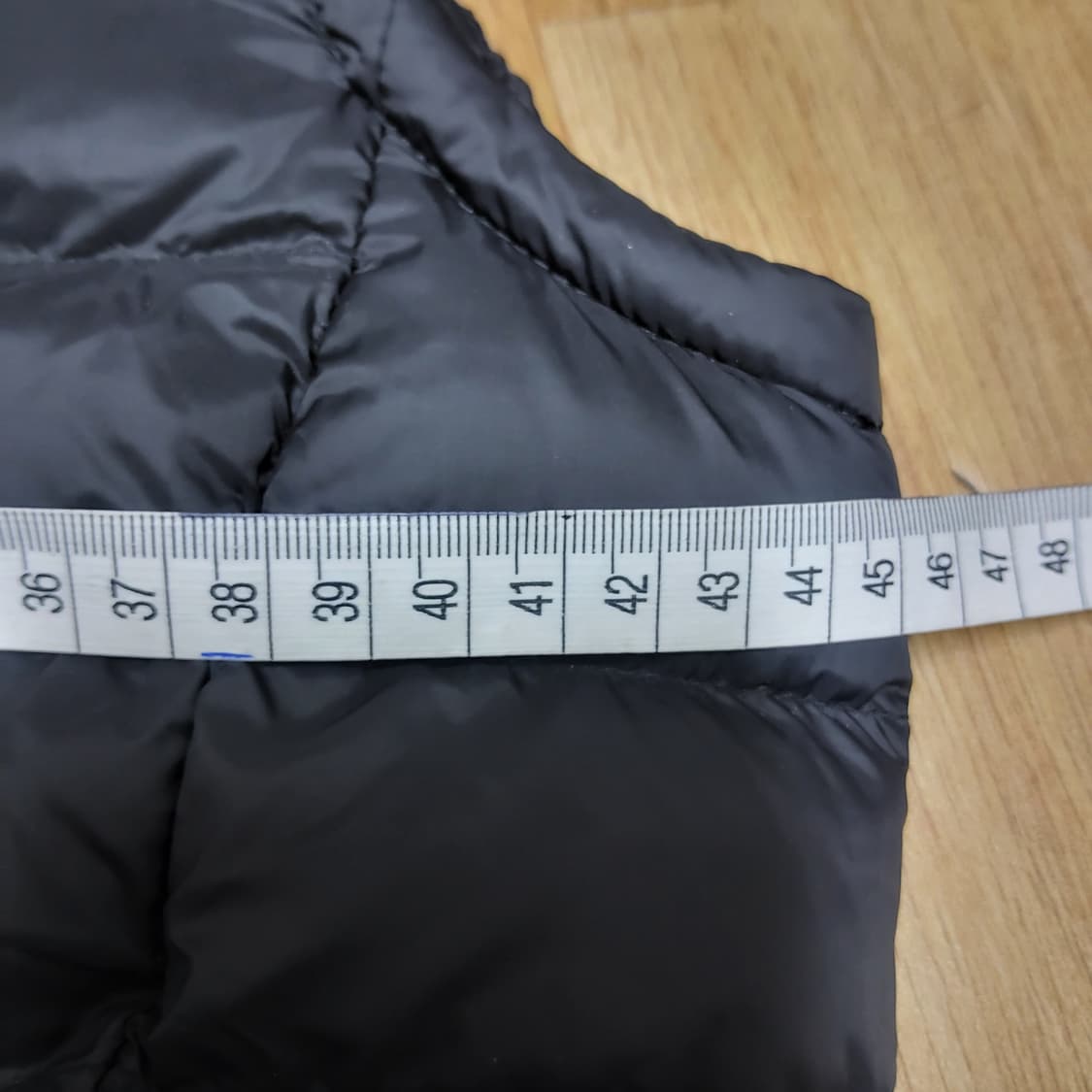 새상품 타미힐피거 후드 패딩 여성 조끼 블랙 모자탈부착 90 /28만-> 상품이미지6