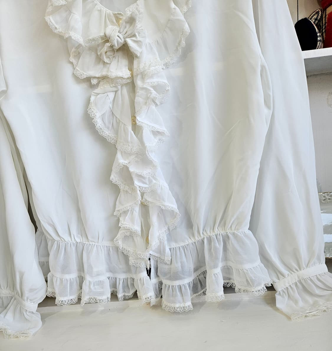 프릴 리본 블라우스 상품이미지4