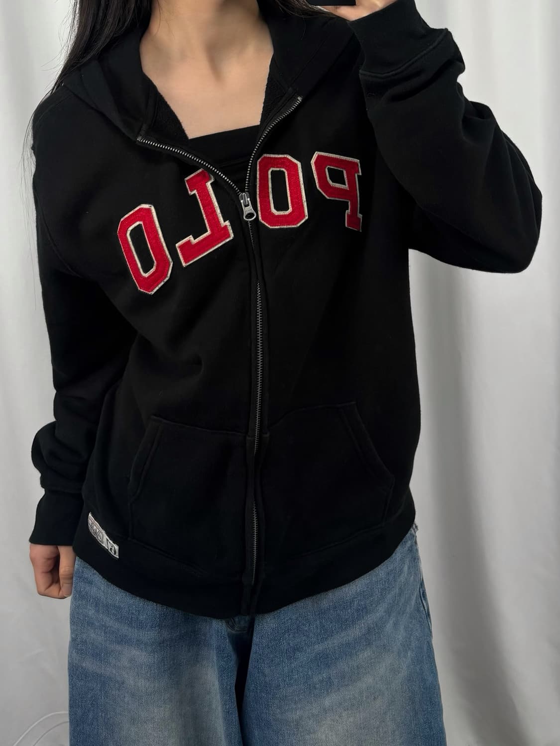 폴로 로고 블랙 후드집업 상품이미지1