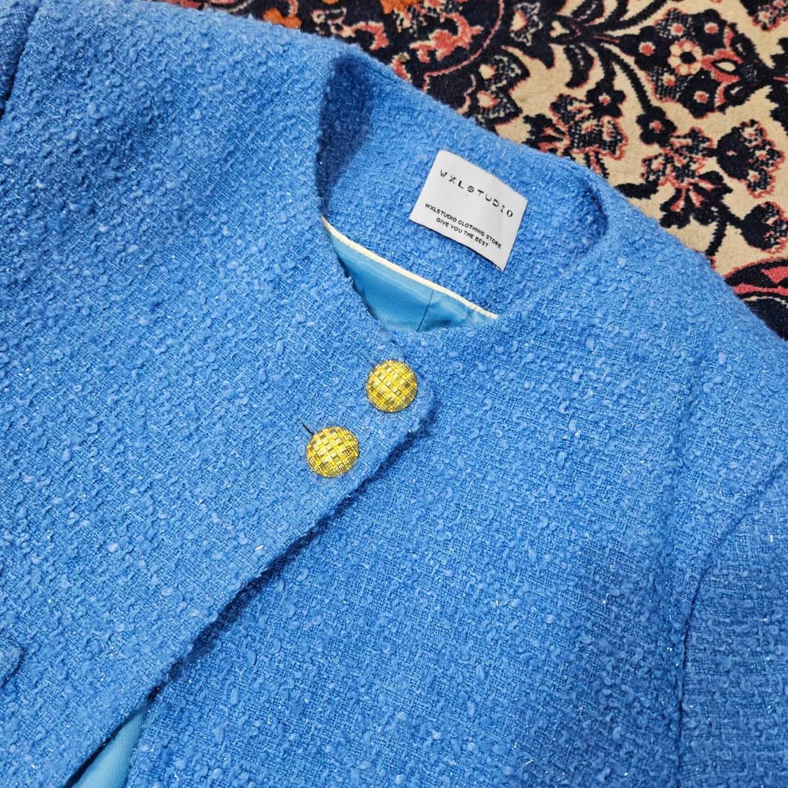 WXLSTUDIO 블루 골든 버튼 숏 트위드자켓 S size 상품이미지3
