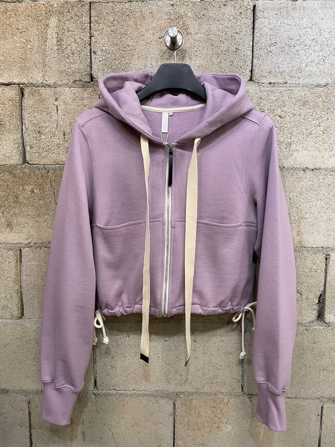 기준 크롭 후드집업  상품이미지1