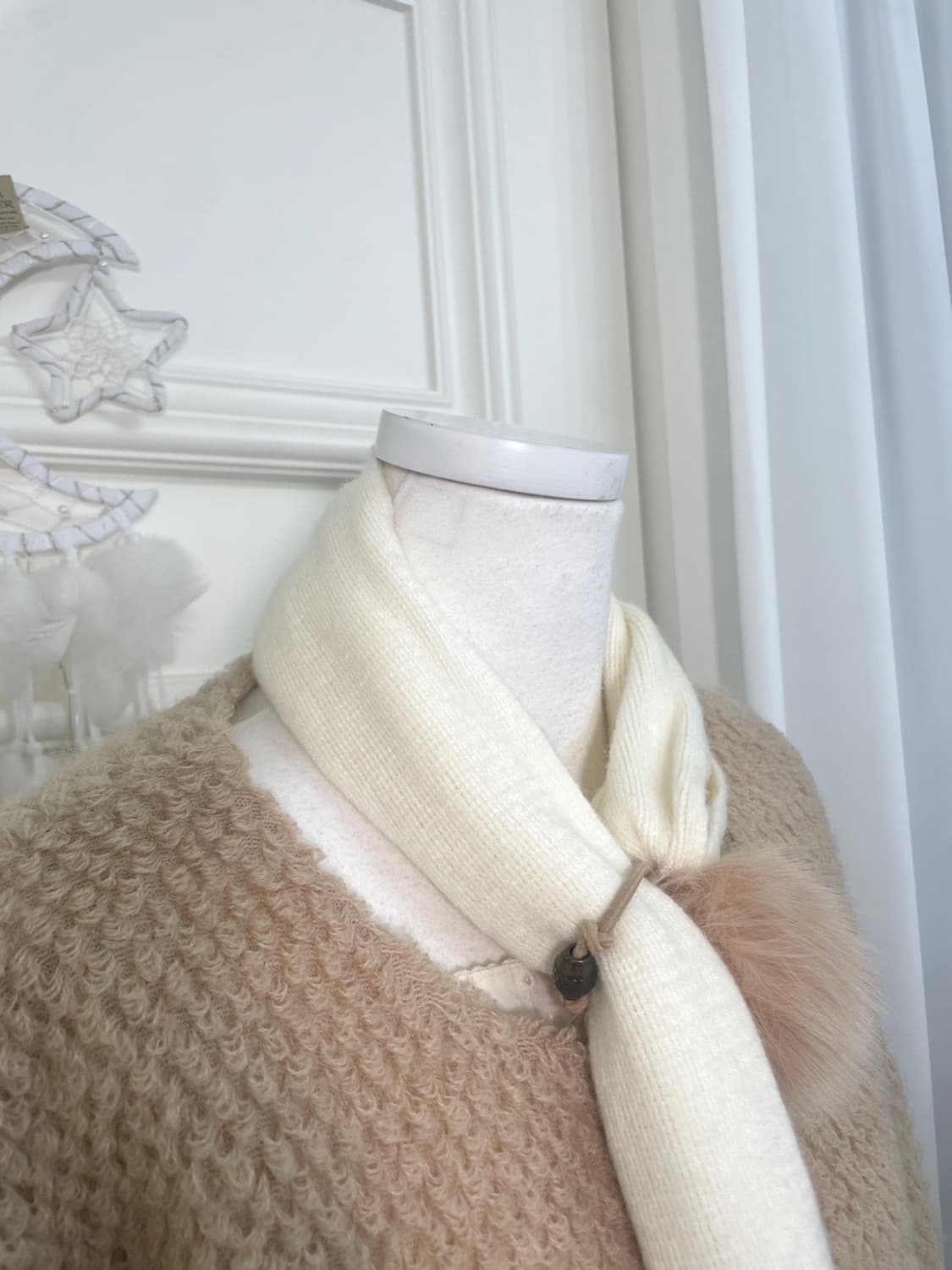 ivory pompom cute muffler 상품이미지3