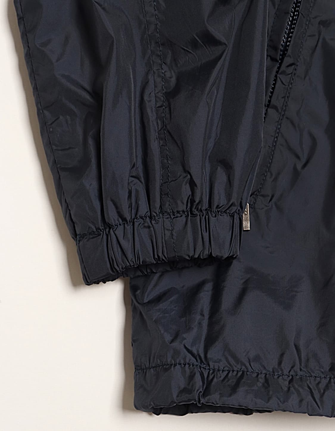 UNIQLO Nylon Hooded Jacket 상품이미지5