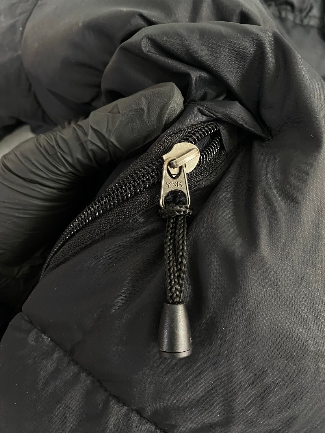 노스페이스 눕시 센터로고 700 패딩 해외판 L 상품이미지6