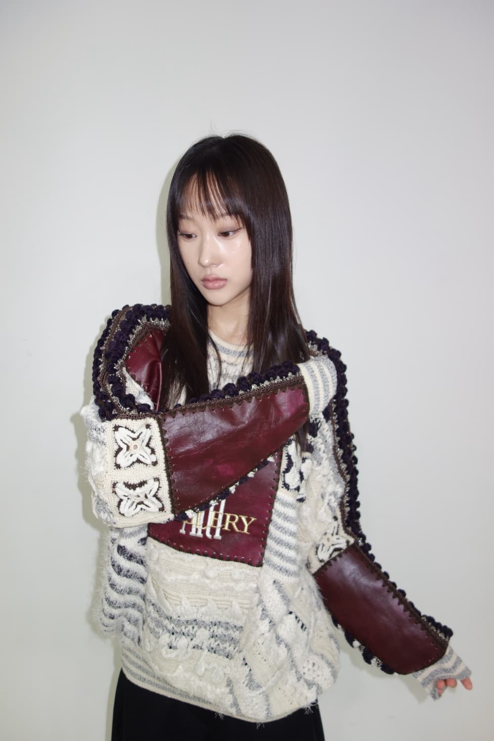 패치워크 가죽 니트 상품이미지1