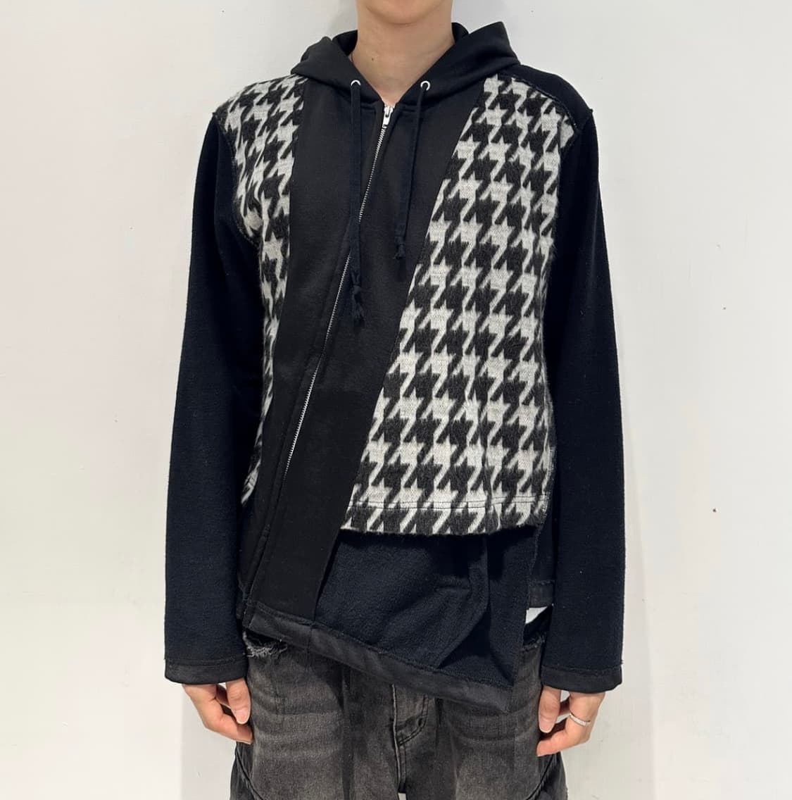 꼼데가르송 옴므 플러스 비대칭 후드집업 상품이미지4