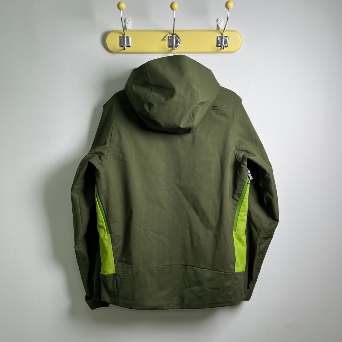 파타고니아 인슐레이티드 파우더 볼 바람막이 자켓 S 상품이미지2