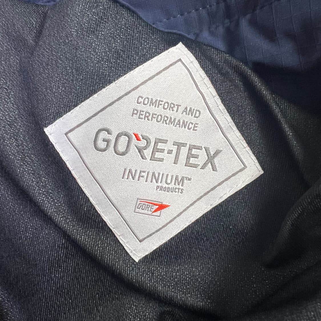 밀레 고어텍스 네이비 바람막이 자켓 95 상품이미지8