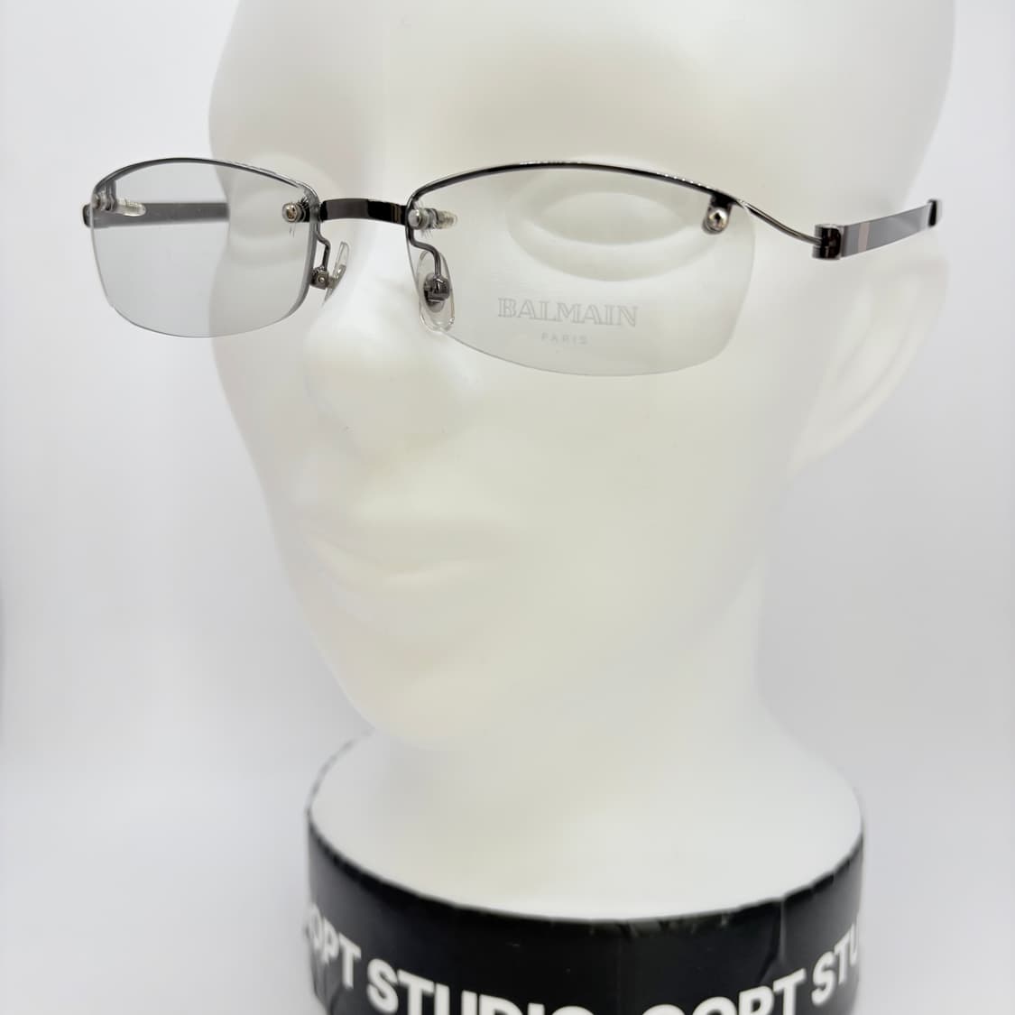 BALMAIN 그레이 스퀘어 반무테  상품이미지5