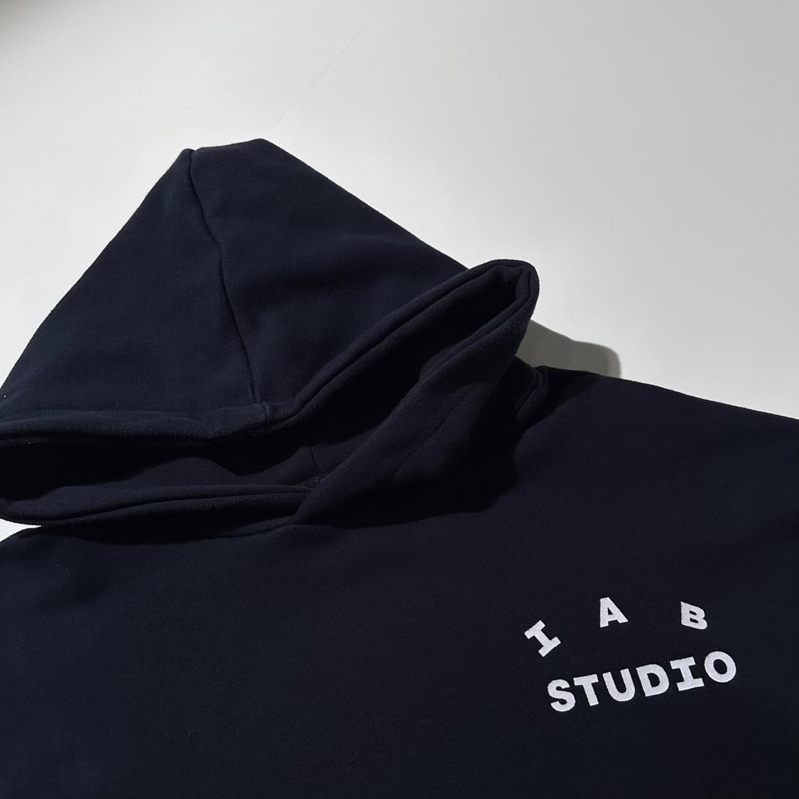 아이앱 스튜디오 후드 네이비 상품이미지4