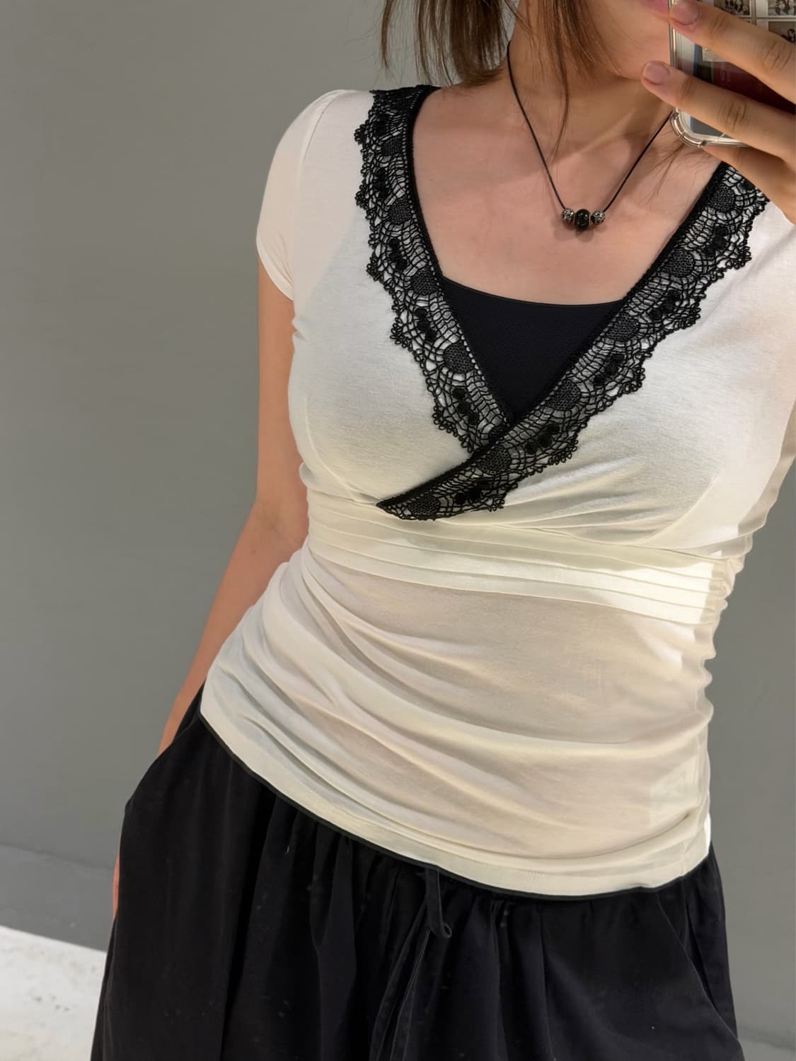 lace line detail wrap design top 상품이미지3