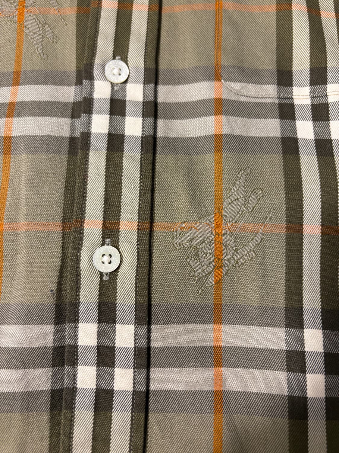 버버리 기마로고 체크셔츠 상품이미지8