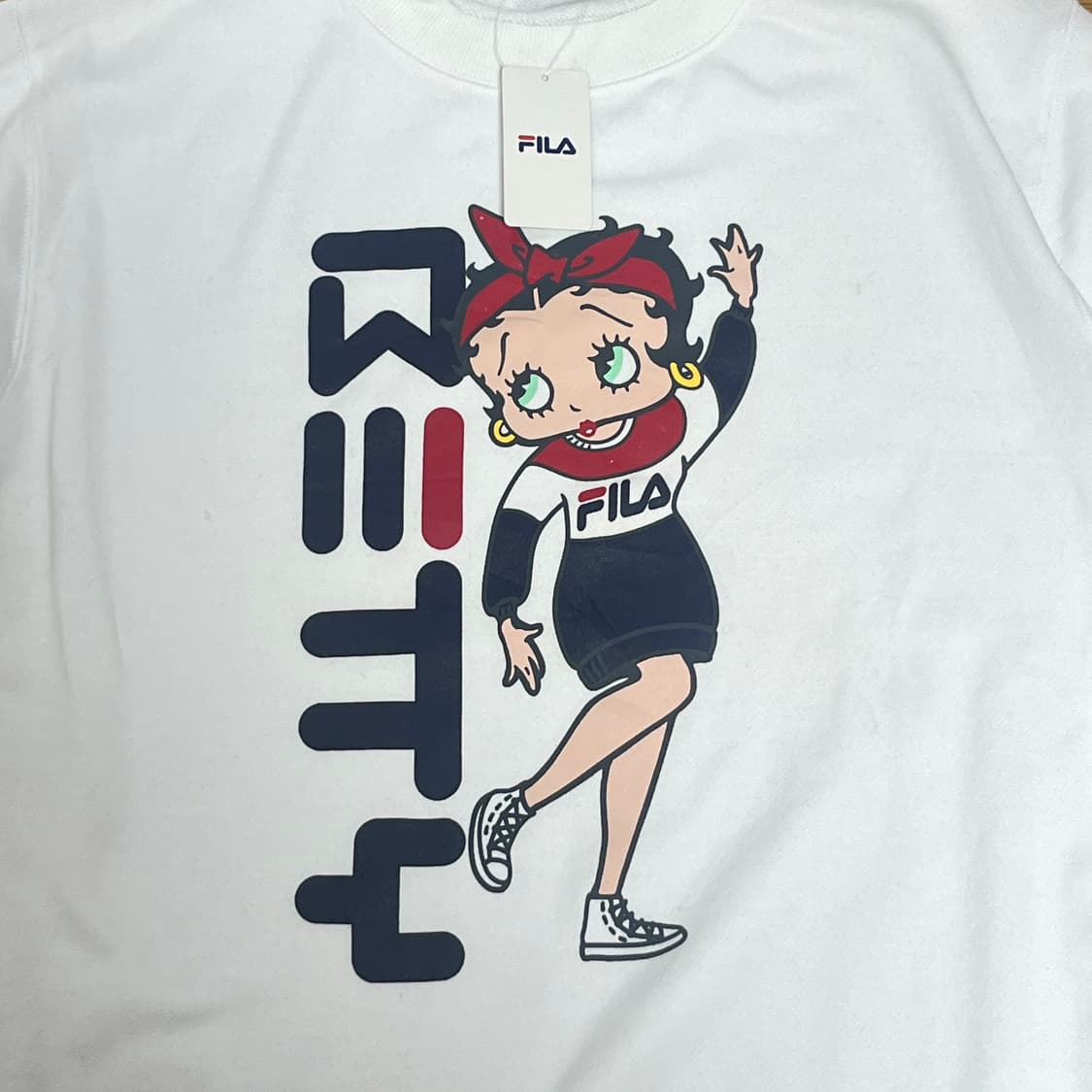 베티붑X필라 스웻셔츠 해 상품이미지2