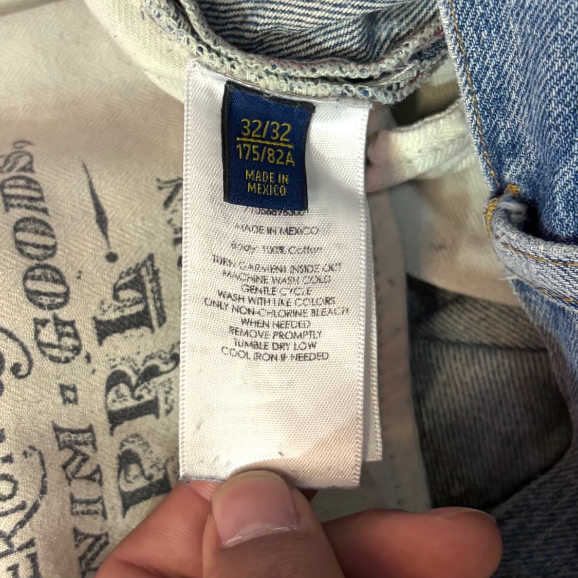 폴로 랄프로렌 데미지드 데님 쇼츠 (34) 상품이미지7