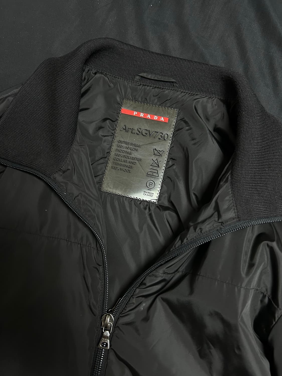 프라다스포츠 하이넥 경량 패딩 L 상품이미지2