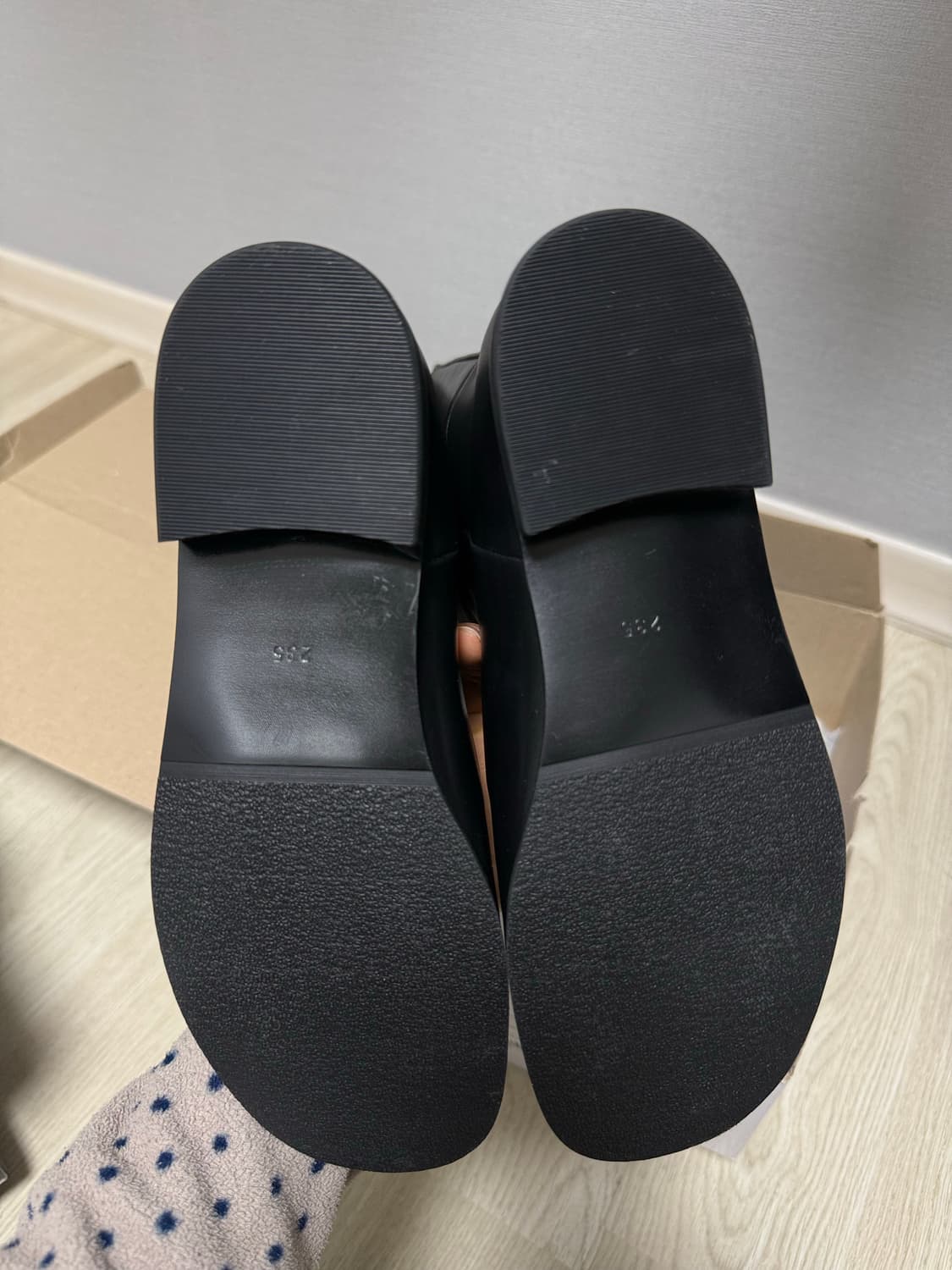 (새상품) 마크모크 부츠 판초 pancho 235 판매해요 상품이미지6