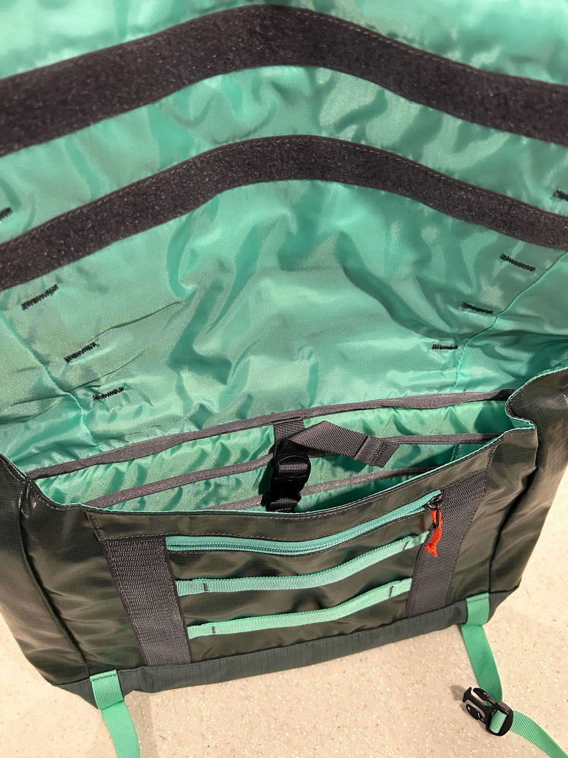 파타고니아 크로스백 상품이미지2