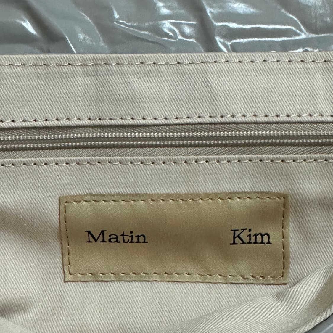 마뗑킴 미들 패딩 숄더백 상품이미지4