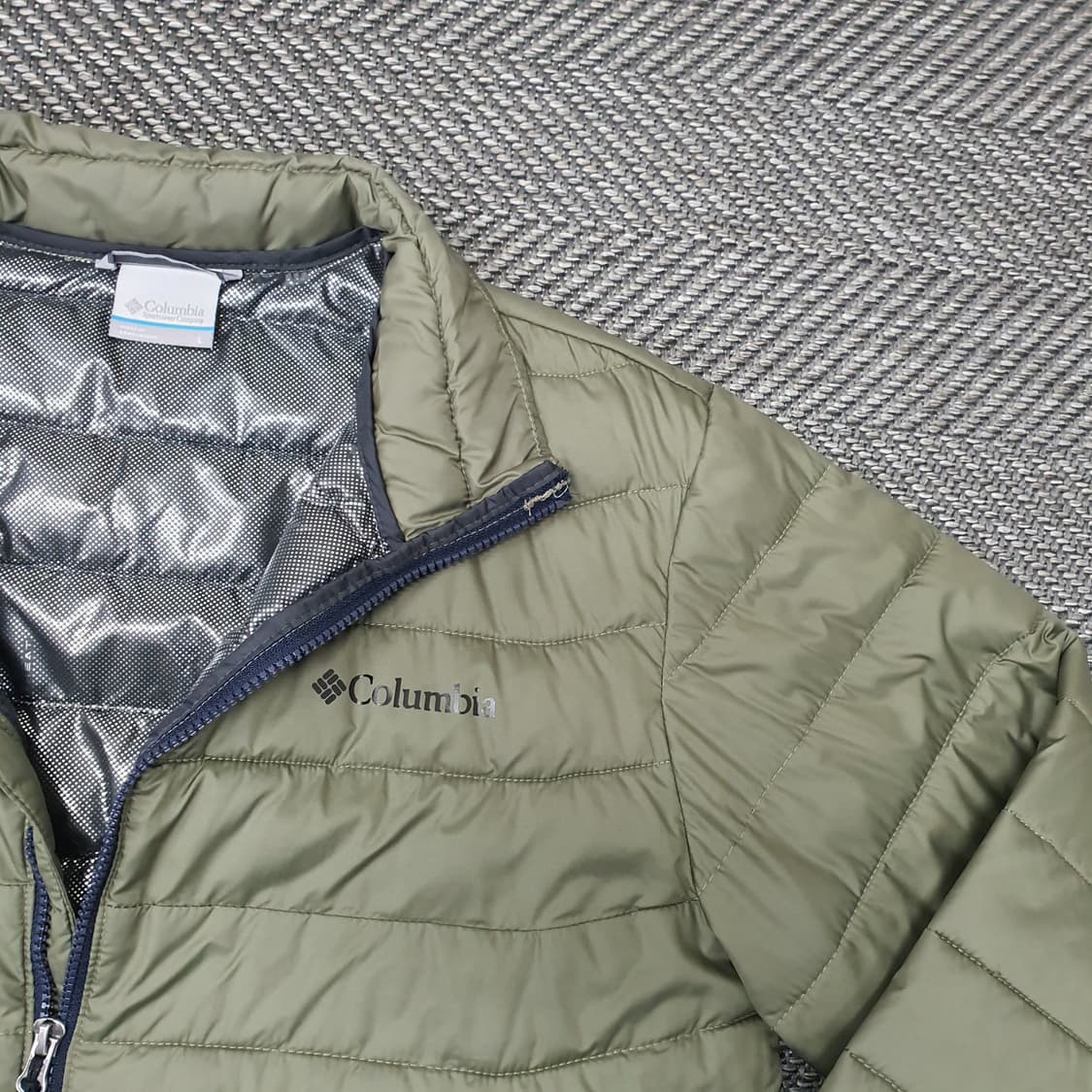 컬럼비아 경량패딩 자켓 남자105 상품이미지3