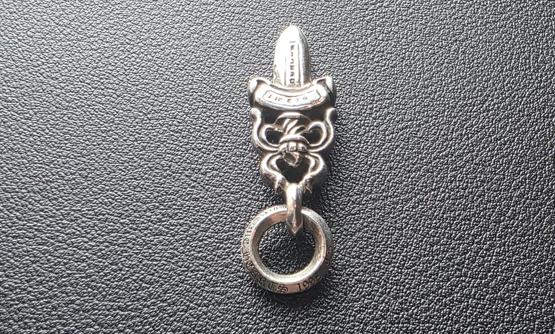 크롬하츠 5대거 펜던트 상품이미지4