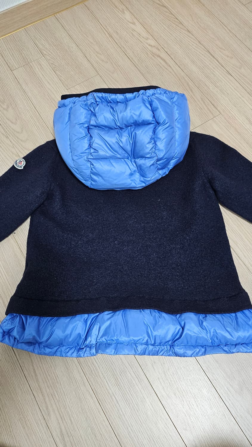 [B] 몽클레어 정품 울 티셔츠 상품이미지2