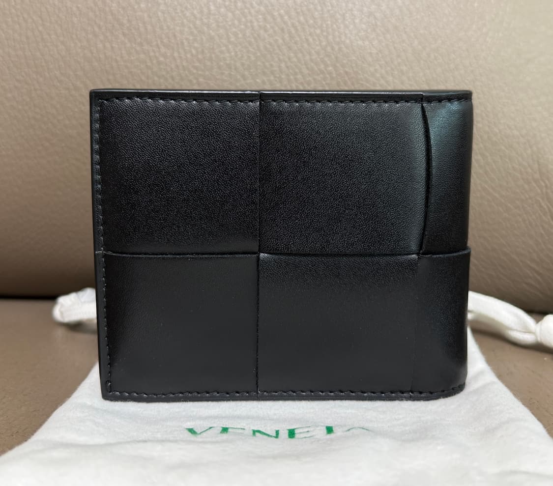 보테가베네타 카세트 카프스킨 코인 반지갑 블랙 상품이미지2