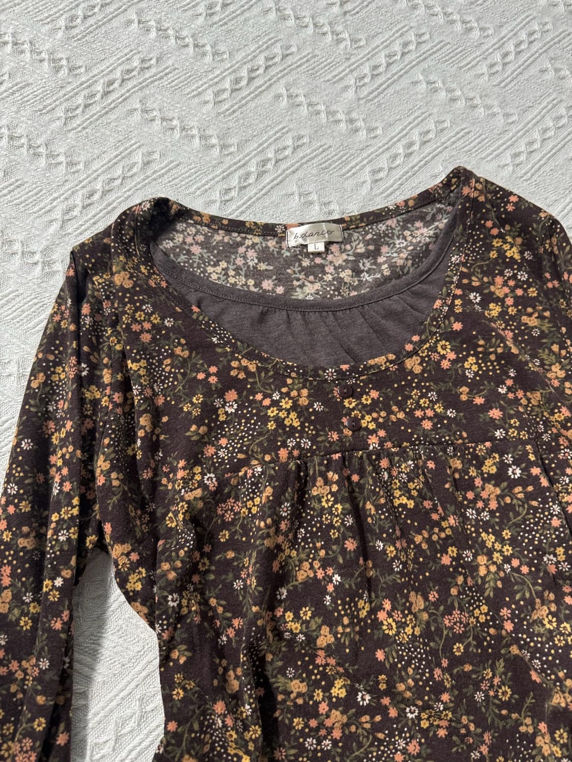 플라워 패턴 버튼 넥 레이어드 롱 슬리브 티 상품이미지3