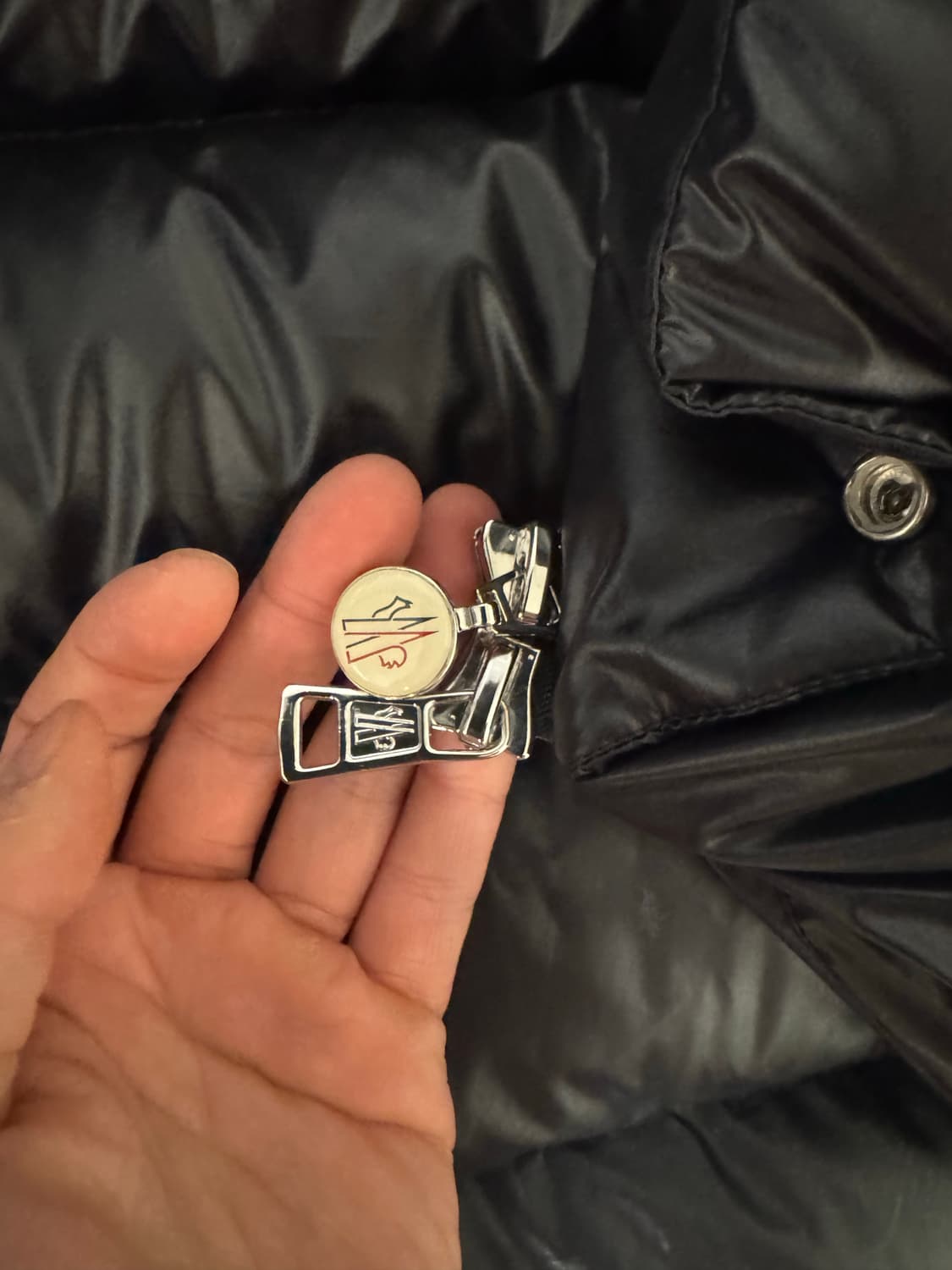 [4] 몽클레어 룰 쇼트 패딩 블랙 Lule 상품이미지6