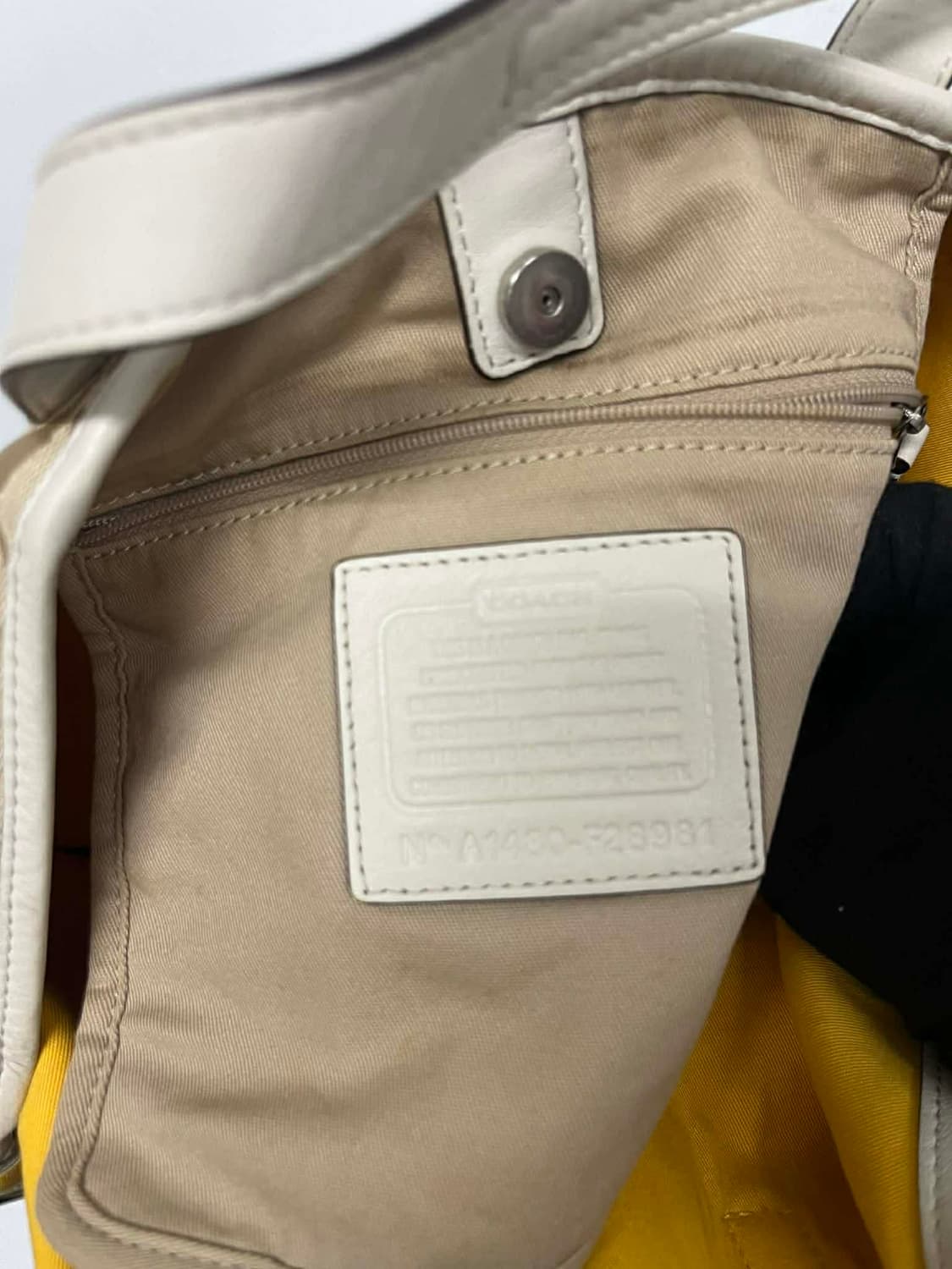 코치 시그니처 캔버스 투웨이 쇼퍼 숄더백 토트백 상품이미지7