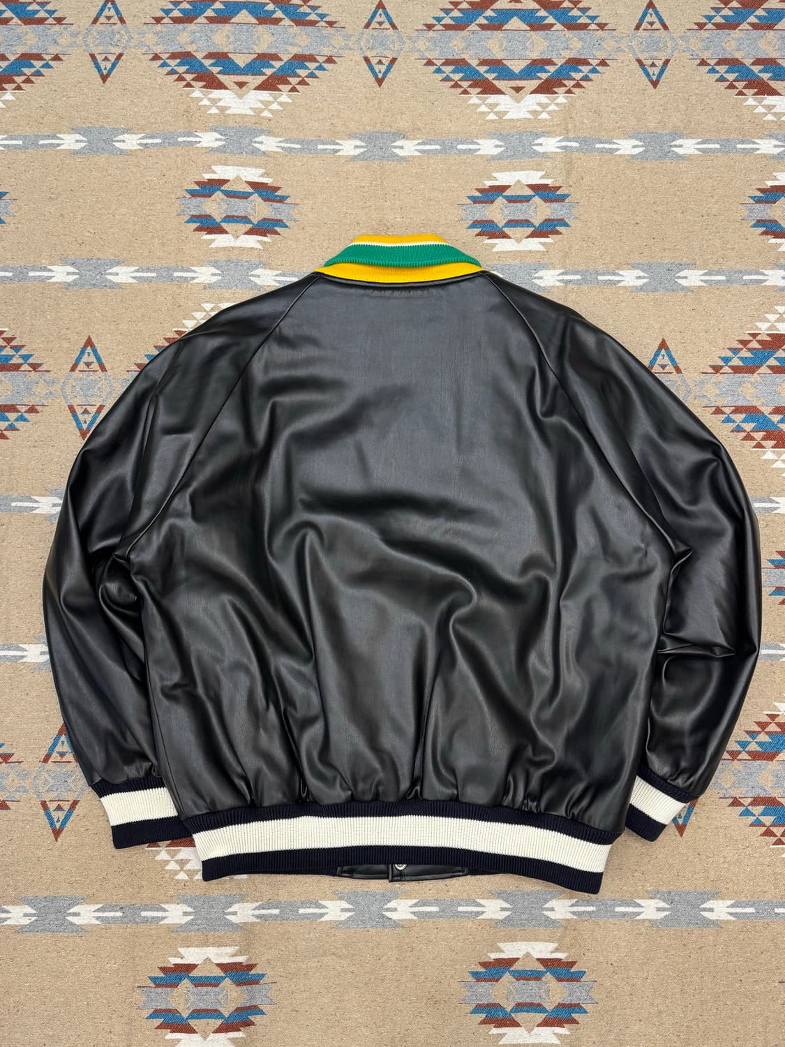 [L] 사스콰치패블릭스 신세틱 레더 스타디움 자켓 상품이미지4