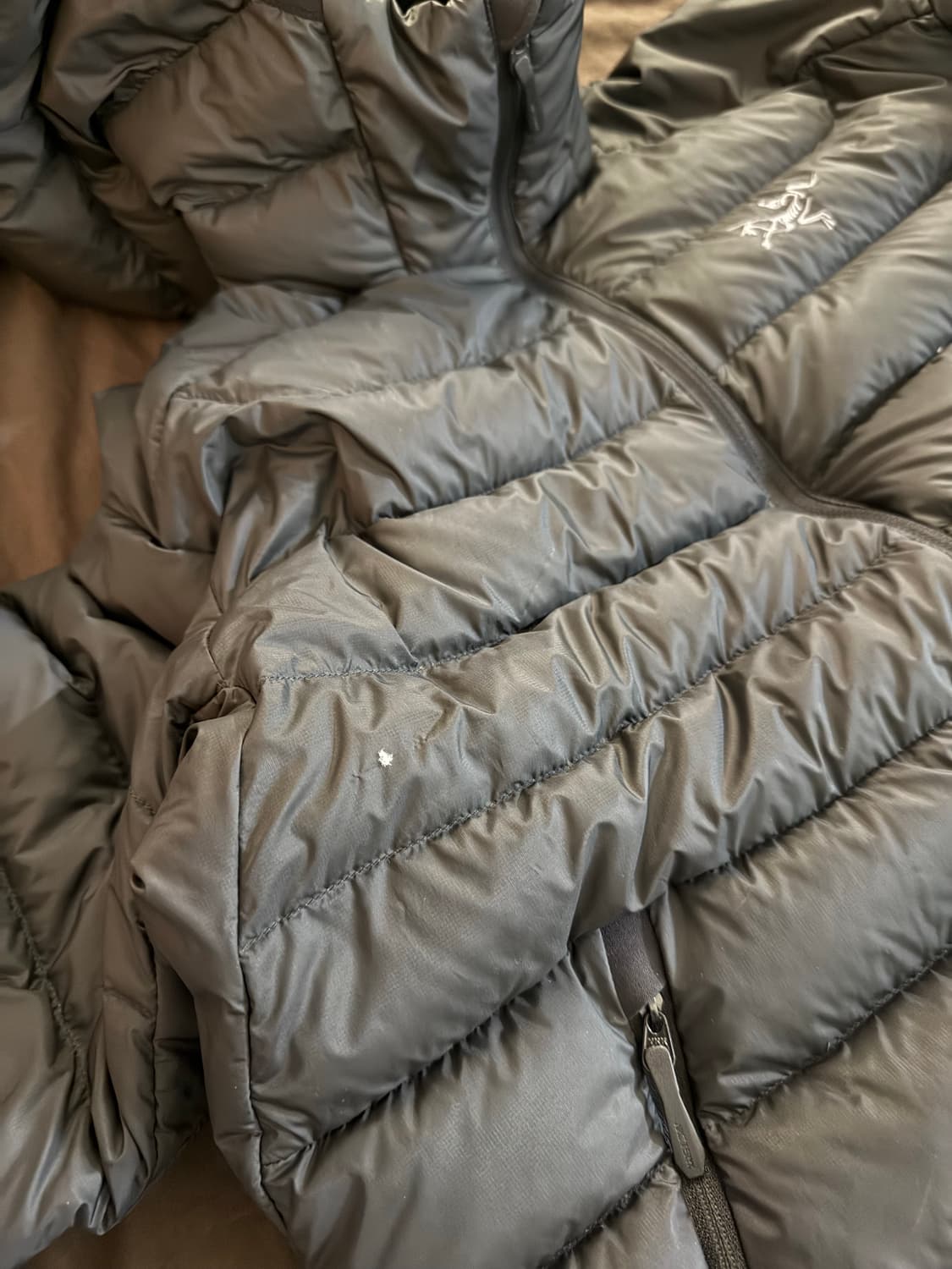 아크테릭스 24fw 세륨후디 블랙 m사이즈 상품이미지3