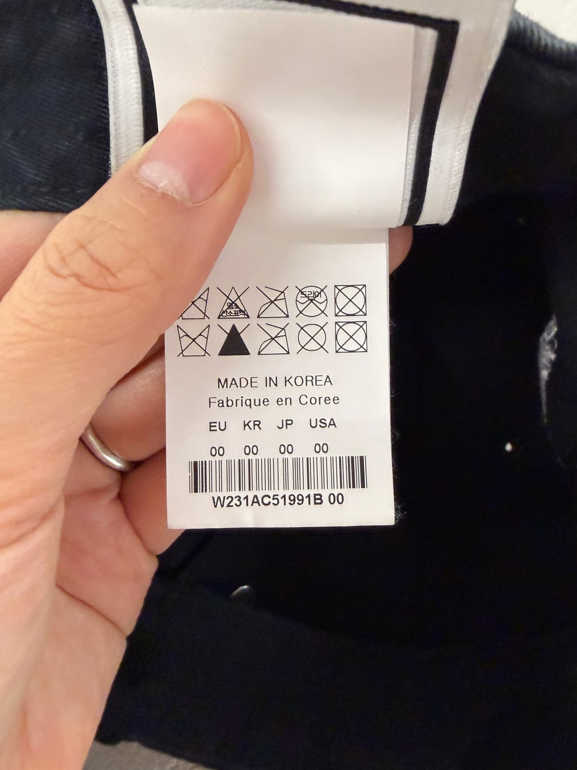 우영미 블랙 볼캡 상품이미지7