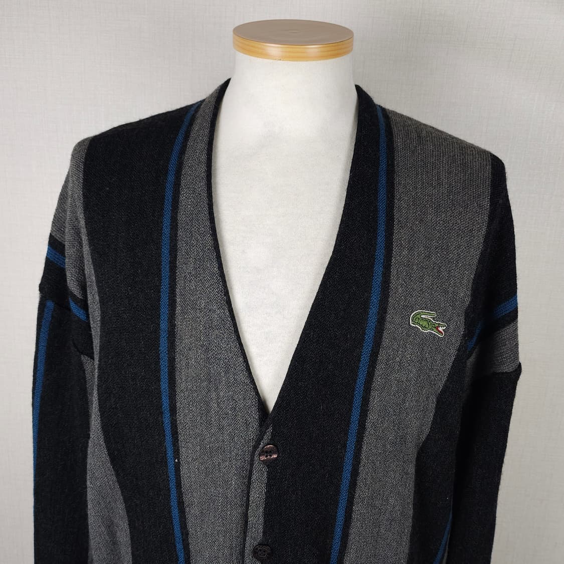 라코스테 V넥니트가디건 남자100사이즈  상품이미지2