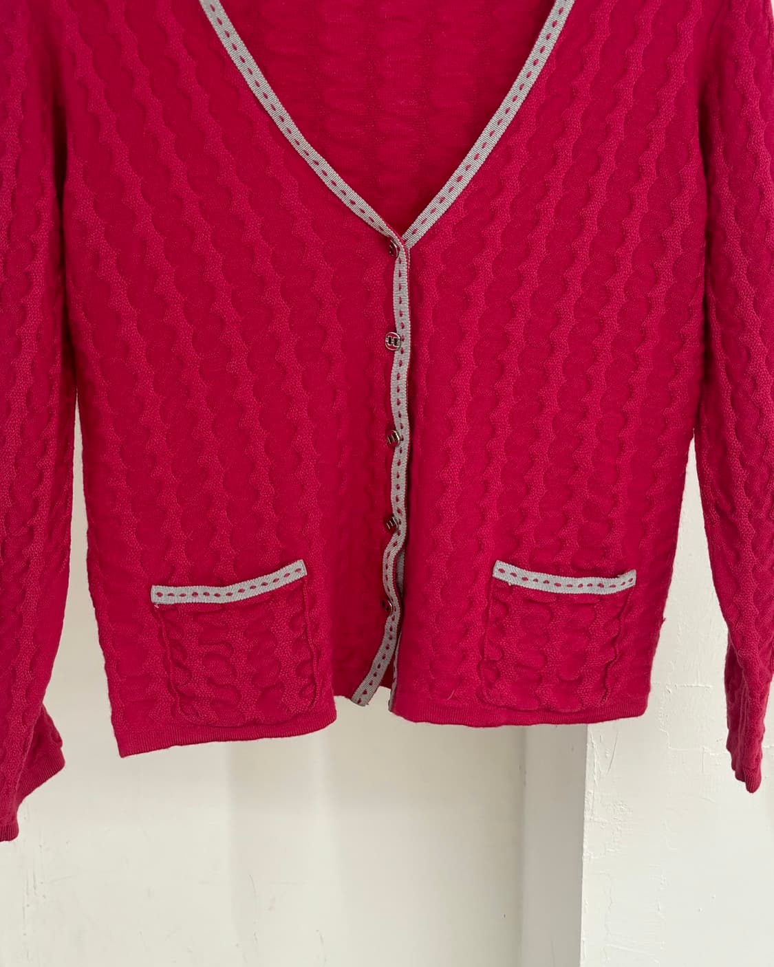 살바토레 페라가모 핑크 니트 버튼 가디건 상품이미지5