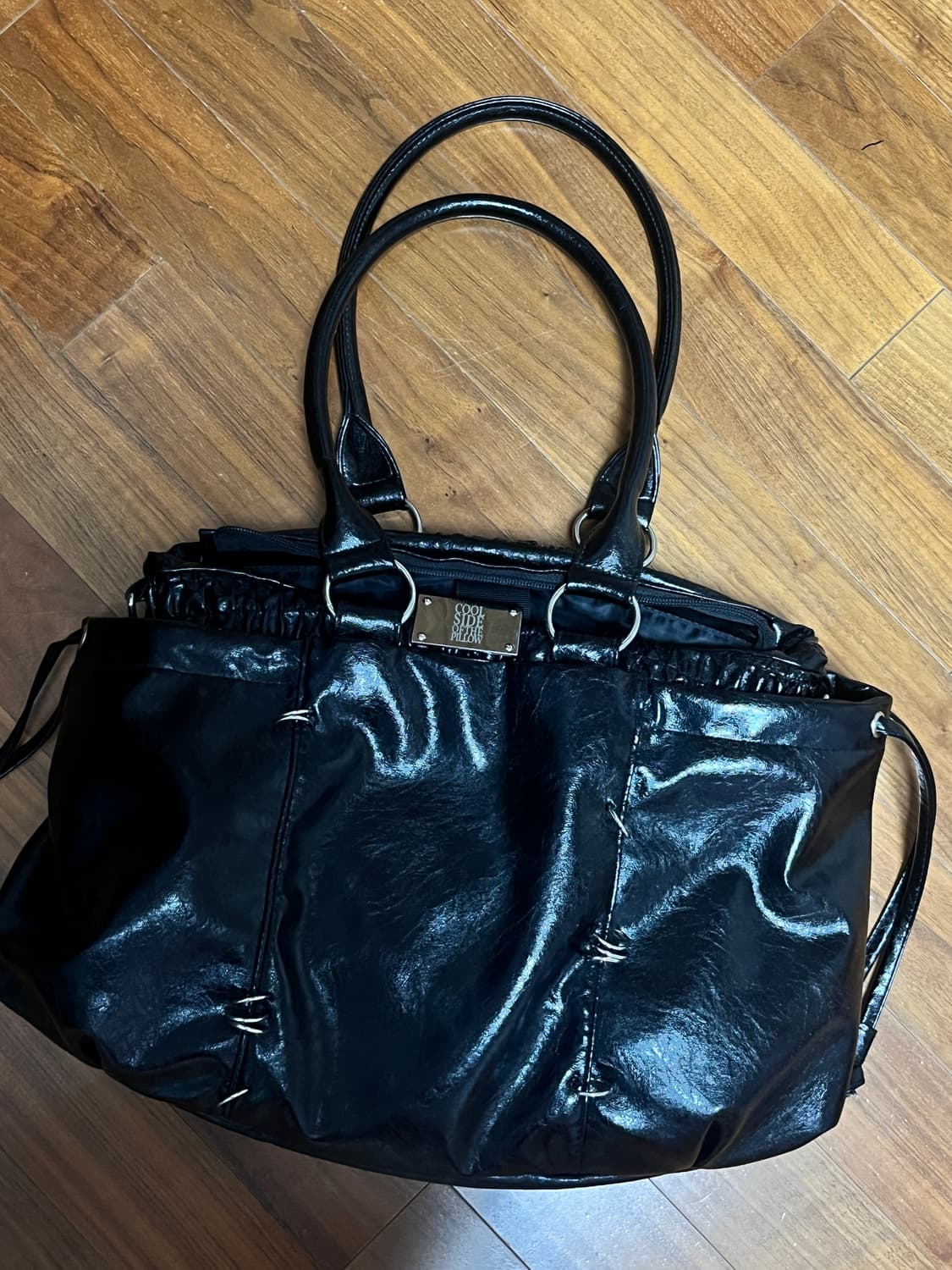 [쿨사이드오브더필로우] pierced boxer bag black 급처 상품이미지3