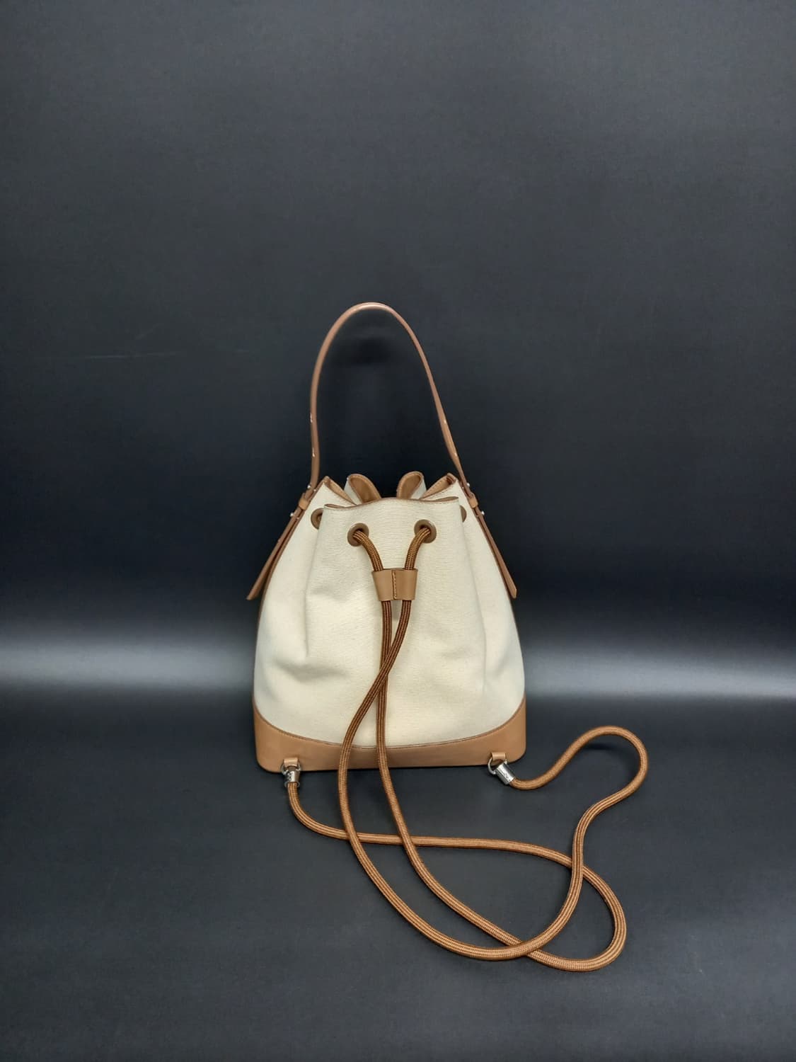 구호 KUHO 3WAYS 토트 앤 백팩 상품이미지2