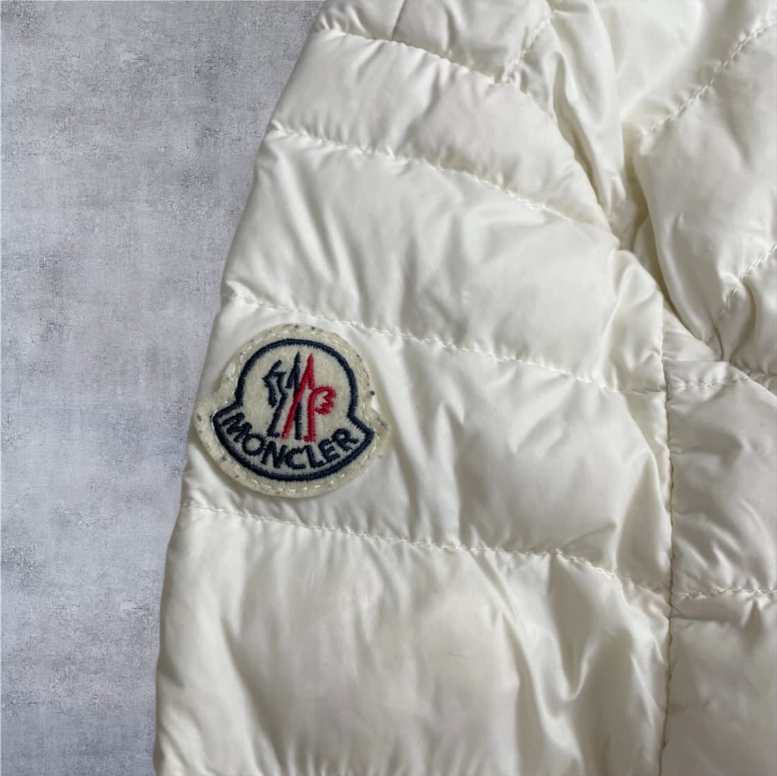 몽클레어 Moncler 아이보리 안데르센 경량 패딩 자켓 2 상품이미지9