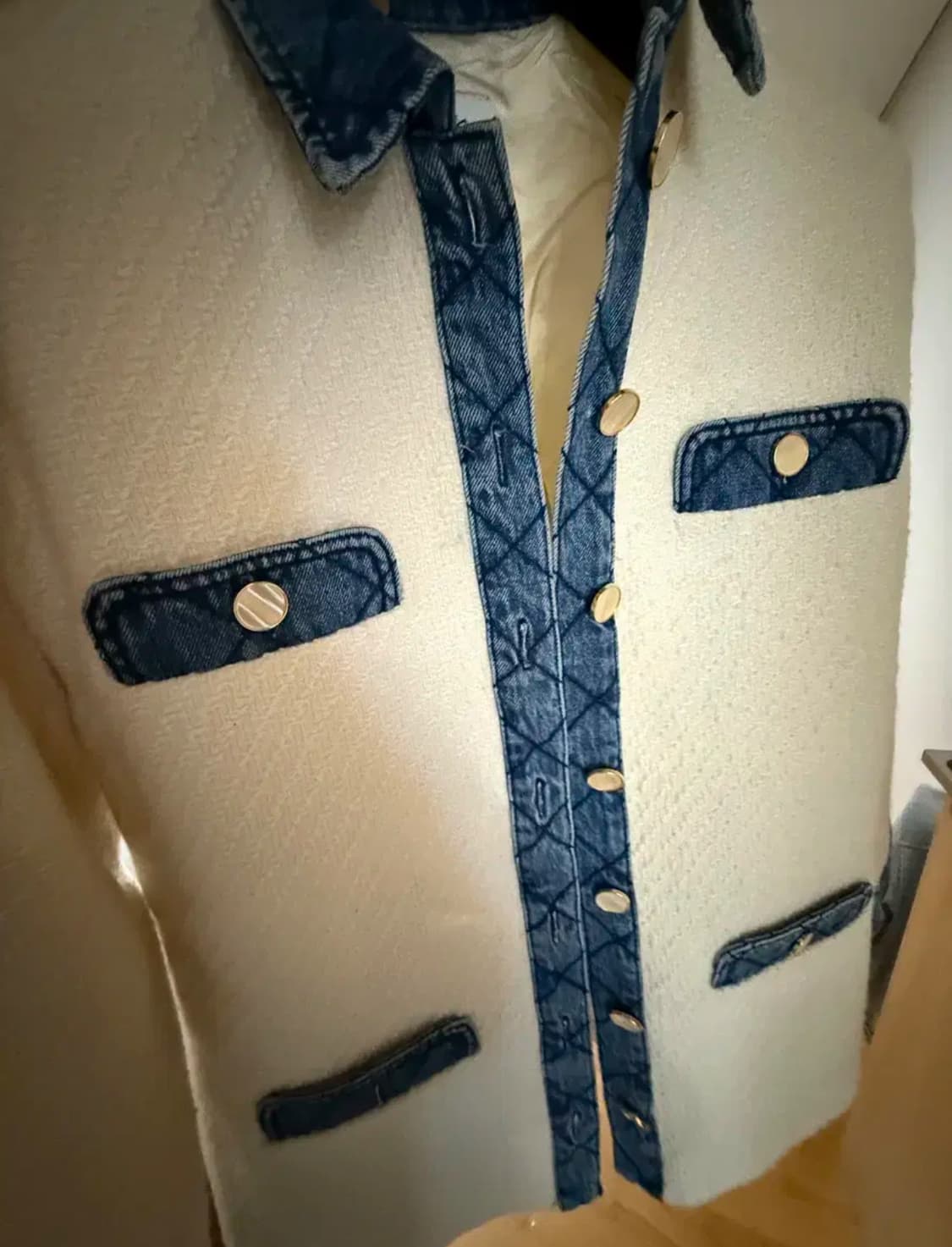 산드로 화이트 데님 트리밍 자켓38 상품이미지4