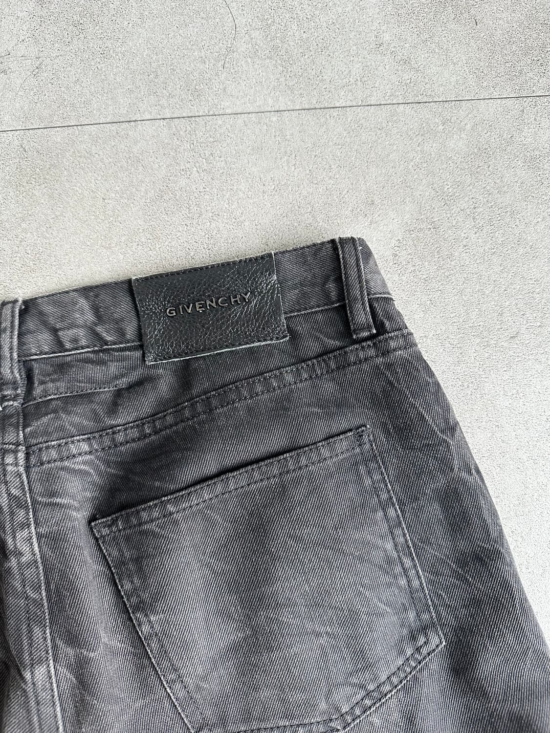 지방시 아카이브 크랙 블랙 슬림진 상품이미지7