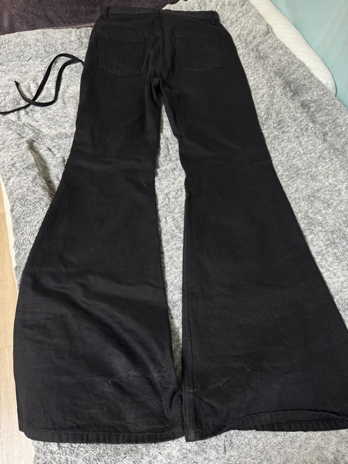 에모스탠스클럽 v2레더패치플레어진 2사이즈 상품이미지2